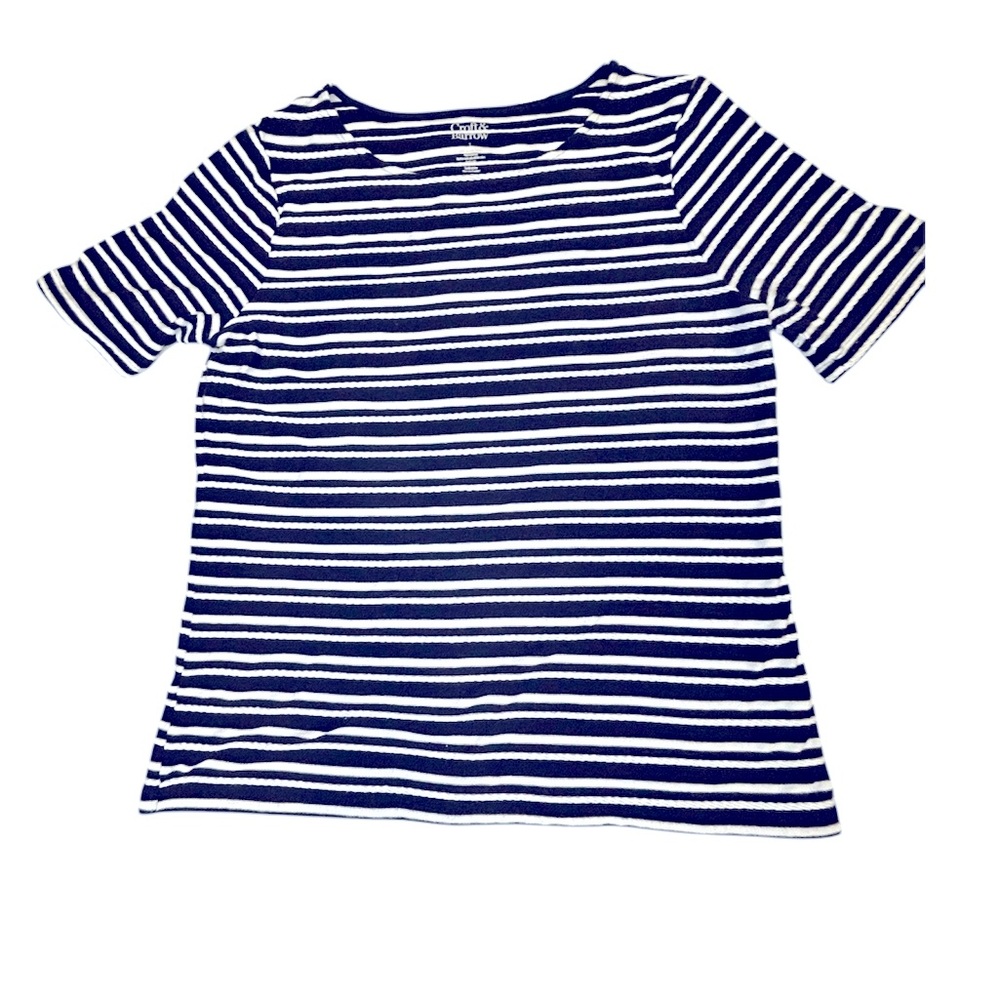 Croft & Barrow Textures T-shirt women's large white with blue stripes.